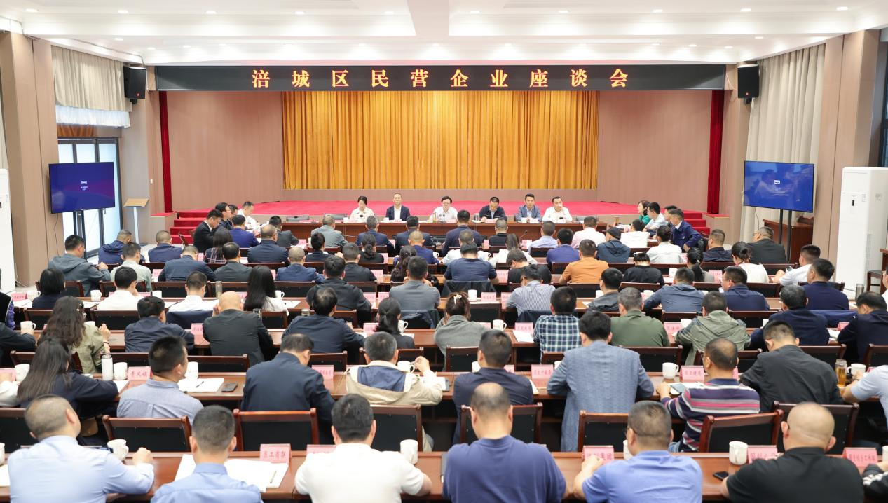 荣耀时刻！PG电子餐饮文立君董事长获评涪城区“优异企业家”